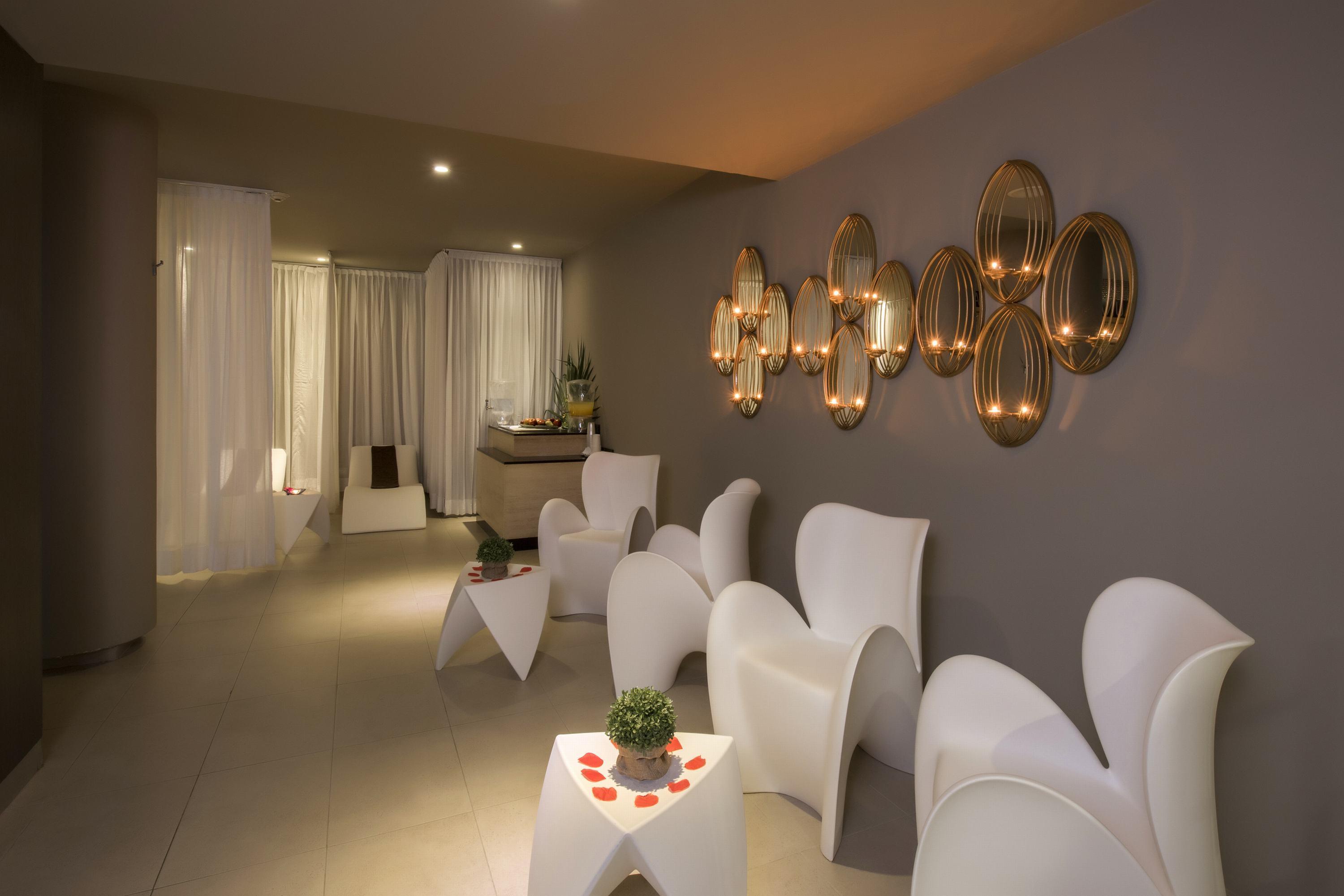 Platinum Yucatan Princess Adults Only Playa del Carmen Ngoại thất bức ảnh The spa at the hotel
